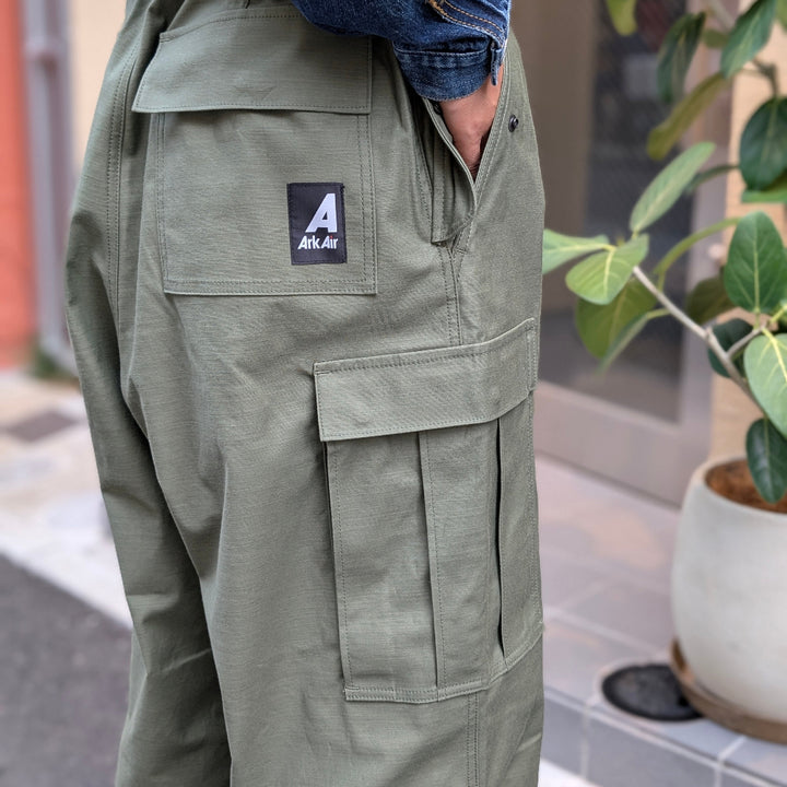 JUNYA WATANABE MAN - Cotton-Polyurethane Back Sateen Pants collaborated with ArkAir - WP-P007-051