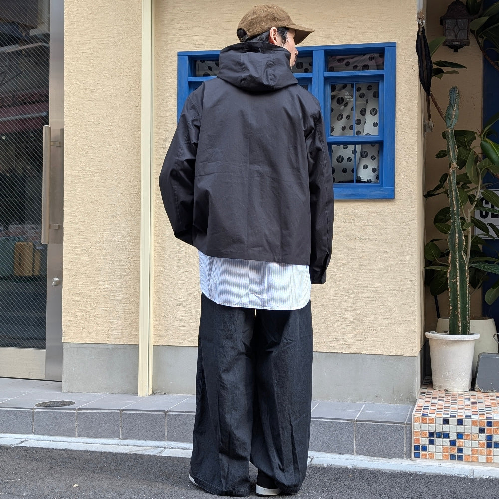 BRENA - Hood Coach Jacket - High Count Vintage Ox Black - HOOD-F25