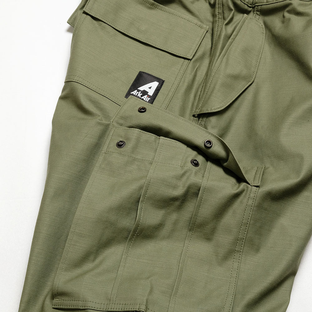 JUNYA WATANABE MAN - Cotton-Polyurethane Back Sateen Pants collaborated with ArkAir - WP-P007-051
